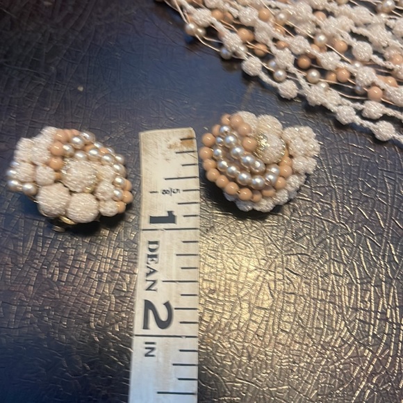 Beautiful vintage faux pearl necklace - Picture 10 of 10